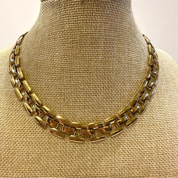 Vintage Gold Tone Collar Chain Statement Necklace, flat lay - Picture 1 of 11